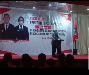 Pemkot Ambon Memberi Insentif Kepada 800 Orang Penjaga Rumah Ibadah