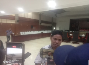 Komisi I DPRD Maluku Mediasi Sengketa Lahan di Kawasan Rumah TigaKomisi I DPRD Maluku Mediasi Sengketa Lahan di Kawasan Rumah Tiga