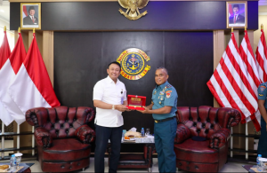 BAHAS PENGAMANAN ALKI-III, KODAERAL IX TERIMA KUNJUNGAN KERJA STAF KEPRESIDENAN RI