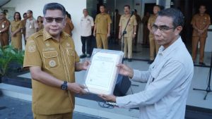 Pemkot Ambon Terima Sertifikat Halal untuk UMKM, Wali Kota Dorong Penguatan Ekosistem Halal