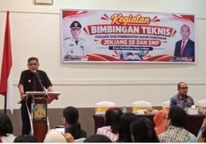Bodewin Dorong Sekolah di Ambon Gunakan Rapor Pendidikan sebagai Dasar Perbaikan Mutu